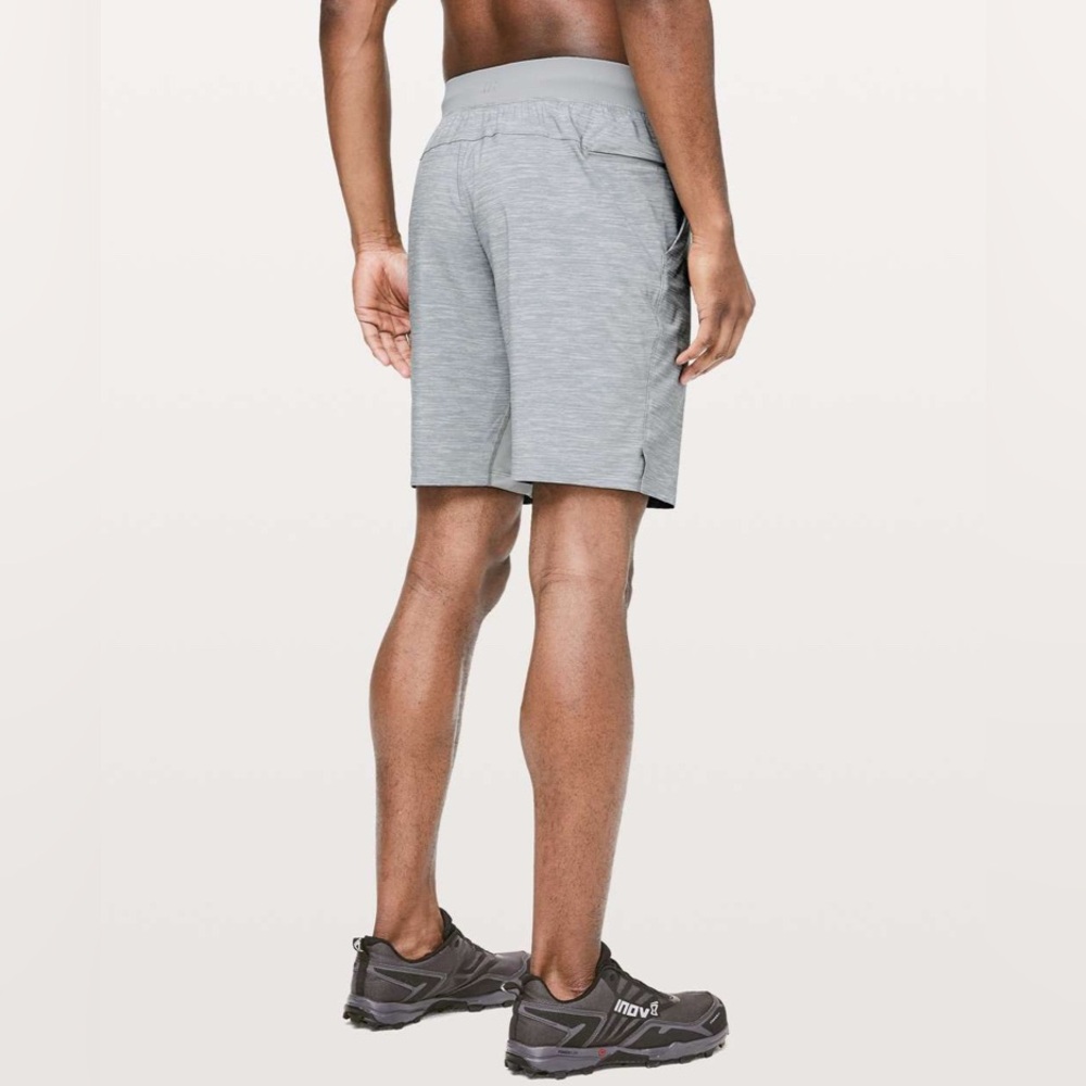 Lululemon T.H.E. Short *Linerless 9" Heather Allover Sea Salt Light Cast Small - Picture 3 of 12